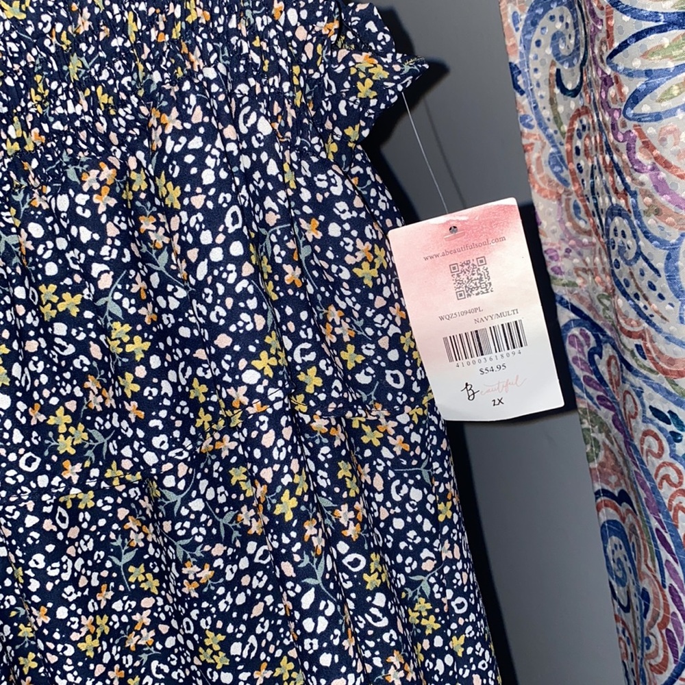Floral Ruffle Tank - Picture 2 of 3